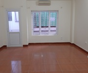 1 Văn phòng quận Thanh xuân DT24m2 giá 4triêu /tháng