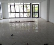1 Cho thuê nhà khu Trần Quang Diệu   Hoàng Cầu, 85m x 7 tầng, thang máy vỉ hè, kinh doanh sầm uất