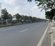 Bán lô đất mặt đường Phạm Văn Đồng.