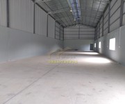 Cho thuê xưởng Thủ Dầu Một. Diện tích 1000m2. Điện 3 pha. Đường xe container