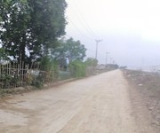 Chính chủ cần bán nhanh lô đất mt đẹp đối diện cty oto HUYNDAI  tại Khu Công nghiệp Gián Khẩu, huyện