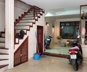 2 Bán nhà đường Tạ Uyên, 70m2, 5 tầng, 20PN, giá chỉ nhỉnh 7 tỷ.