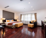 10 Cần bán khách sạn cao cấp mặt phố Quận Hoàn Kiếm.