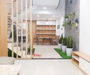 Nhà 5PN hiện đại, khu vực Phạm Văn Đồng - B273