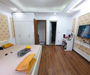 2 Bán nhà  mặt phố Xã Đàn, view hồ, nhà đẹp, kinh doanh, ô tô tránh 18m  90m2 chỉ 13.3 tỷ.