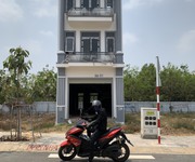 Bán nhà 3 tầng mặt tiền kinh doanh tại VSIP 2-Vĩnh Tân, 116.3m-giá tốt