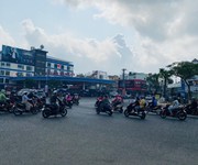 3 Chính chủ cần chuyển nhượng nhà 2 mặt tiền đường cù chính lan