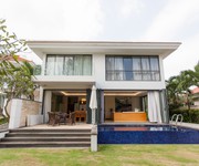 Cần bán một số biệt thự The Ocean Villas Đà Nẵng giá từ 18 tỷ đến 30 tỷ