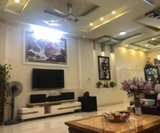 Bán nhà Ngô Gia Tự 90m 4 tầng cực đẹp oto đỗ cửa ngõ thông Văn Cao giá 5.4 tỉ