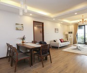 Cho thuê Căn hộ đẹp tòa VEAM Tây Hồ . 689 Lạc Long Quân, vew Hồ Tây dt 140m2, 3pn .