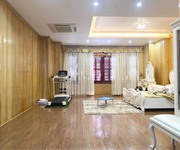 4 Bán nhà Cột 5 Phía biển,P.Hồng Hà . DT: 90m2,MT:6m. H: Đông Bắc.