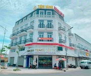 Bán nhà 1 trệt 3 lầu trung tâm hành chính Huyện Thới Lai