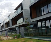 2 Tôi định vị bạn là người thành công bạn xứng đáng sở hữu căn shophouse regal pavillon 5 sao và biệt