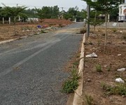 1 Bán gấp đất nền dự án vị trí đẹp dân cư hiện hữu cách KCN Giang Điền 2km