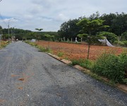 5 Bán gấp đất nền dự án vị trí đẹp dân cư hiện hữu cách KCN Giang Điền 2km