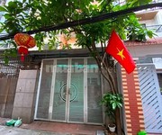 7 Cần cho Thuê gấp căn hộ Tập thể tầng mặt phố  Nguyên Hồng - Thành Công 3N1K