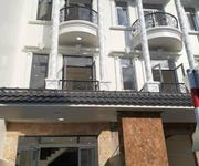 Nhà phố 1 trệt 2 lầu sổ hồng riêng bàn giao hoàn thiện đường Nguyễn Thị Khắp, Dĩ An