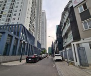 1 Cho thuê nhà liền kề khu A10 Nam Trung Yên: DT75m2x4 tầng, mặt tiền 6m, giá 45tr