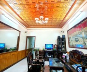 Siêu rẻ, nhà đẹp phân lô víp cán bộ Hoàng Quốc Việt, 2 mặt oto, kinh doanh, 48m, 5 tầng.