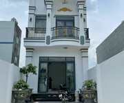 Nhà mới hoàn thiện ngay Lê Hồng Phong