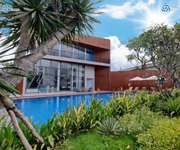 2 Nhà phố Ven Sông Vàm Cỏ The Pearl Riverside 3 Lầu giá 3,360 Tỷ, Sổ Hồng Riêng