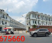 1 Nhà Phố Châu Âu Royal Town Dĩ An Bình Dương