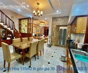 1 Bán biệt thự yên hòa 135m2 thang máy giá 30,5tỷ  banbietthulienke. Net