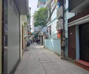 Cần tiền bán gấp căn nhà phố Nguyễn Văn Cừ 42 M, 3.4 tỷ