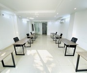 1 Tôi cần cho thuê sàn văn phòng 70m2 giá 13tr tại 360 Xã Đàn