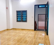 4 Bán nhà ngõ phố Đàm Lộc