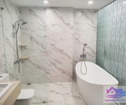 8 Căn hộ Penthouse có bồn tắm và ban công lớn, tại An Thượng - C033