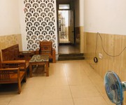 Cho thuê nhà nguyên căn đầu kiệt oto Lý Tự Trọng, gần CA Thành phố Đà Nẵng
