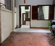 2 Cho thuê nhà 678 Đê la thành 61m2 x 4 tầng, có sân, như ảnh