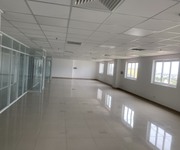 1 Văn phòng cho thuê 350m2/sàn trong suốt - tòa nhà mới mt nguyễn xí bình thạnh, mặt kính sang trọng