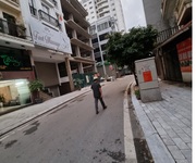 1 Cần cho thuê tòa nhà mới Lạc long quân 7 tầng, 1 hầm, làm VP, trung tâm du học
