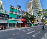 Bán nhà 3 tầng cách biển Nha Trang 368m mặt tiền Tô Hiến Thành