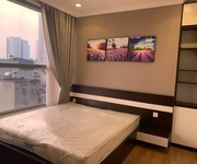 2 Chính chủ cho thuê căn hộ times city diện tích 90m2, 2 phòng ngủ sáng, view sông.