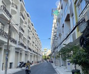 Cần bán biệt thự mới xây giá rẻ nằm ngay mặt tiền Nguyễn Sơn,Tân Phú