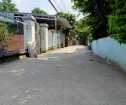 1 Tôi chính chủ kẹt tiền cần bán gấp đất tặng nhà cấp 4 gần trung tâm y tế dĩ an