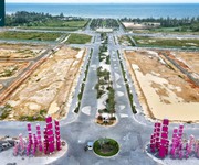 3 Với 1,8 tỷ sở hữu nhà phố mặt tiền, có bãi tắm riêng đẹp nhất Phan Thiết