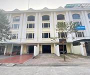 Bán gấp nhà 5 tầng cạnh UBND phường Hồng Hải giá 14 tỷ