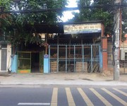 Bán nhà cấp 4 ngang 8,2m mặt tiền Lê Hồng Phong, tp. Nha Trang.