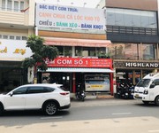 2 Bán nhà vị trí đẹp quận 3 mặt tiền ngang lớn 45 lý chính thắng, p8, q3