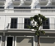1 Chính chủ cần bán căn shophouse Vincom Uông Bí, 75m2, giá tốt đầu tư.