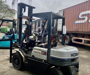 3 Máy nâng komatsu 3 Máy nâng komatsu
