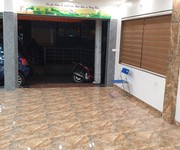 Bán nhà Tập thể tầng 1 Thành Công, sử dụng 85m2 mặt tiền 8m, đường 2 ô tô tránh, kinh doanh rất tốt.