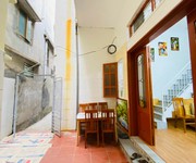 Bán nhà ngõ phố Nguyễn Trãi, TP HD, 65m2, 2.5 tầng, 3 ngủ, sân để xe, gần ngã 6, giá tốt