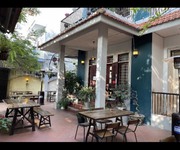 5 Cho thuê nhà biệt thự Trịnh Công Sơn, 250m2  XD 150m2 x 3.5 tầng , MT 15m, nhà có sân vườn