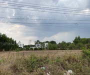 2 Bán lô đất mặt tiền đường Con Gà Vàng, xã Phú Đông, Nhơn Trạch, 956 m2, 250 ONT