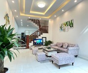 Chính chủ gửi bán căn nhà mới xây 3 tầng gần Nguyễn Tất Thành kiệt ô tô tránh giá 4xxTỷ